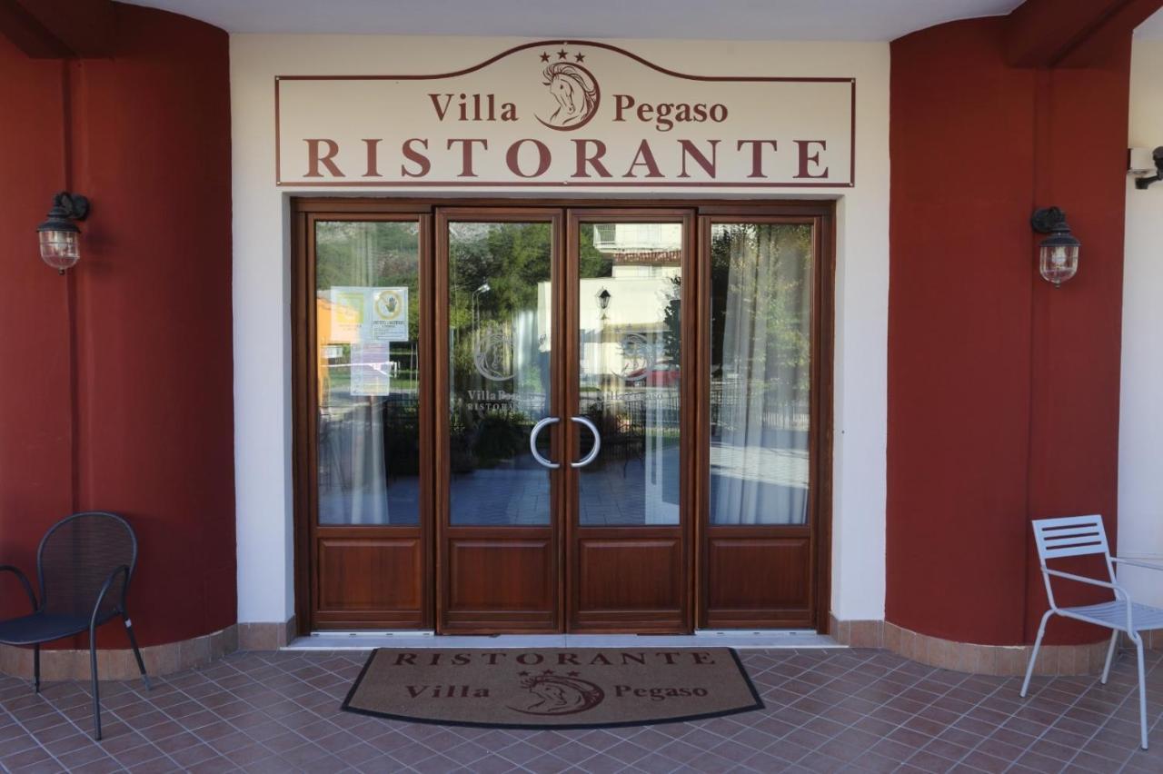 Hotel Ristorante Villa Pegaso San Pietro Infine Extérieur photo