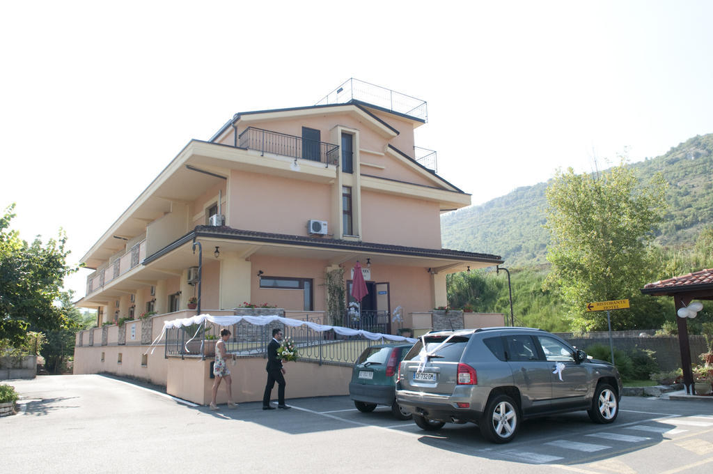 Hotel Ristorante Villa Pegaso San Pietro Infine Extérieur photo